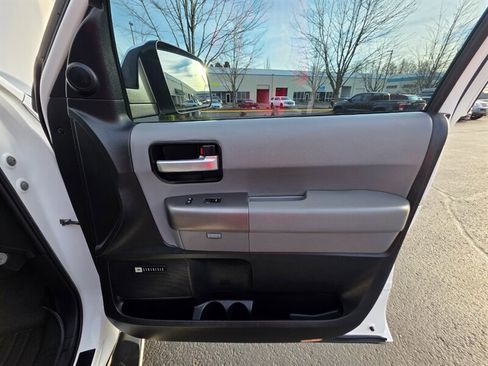 Used 2012 Toyota Sequoia Limited image 54