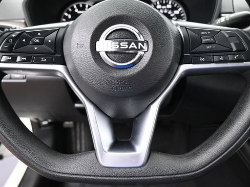 Used 2023 Nissan Altima 2.5 SV FWD image 31