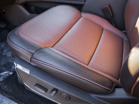 New 2026 Ford F350 King Ranch w/ Chrome Package image 44