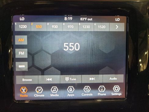 Used 2020 Jeep Cherokee Limited AWD/4WD image 25