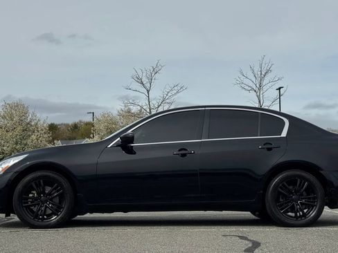 Used 2013 INFINITI G37 x Sedan w/ Premium Pkg AWD/4WD image 4