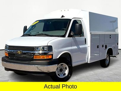 New 2025 Chevrolet Express 3500 w/ Power Convenience Package