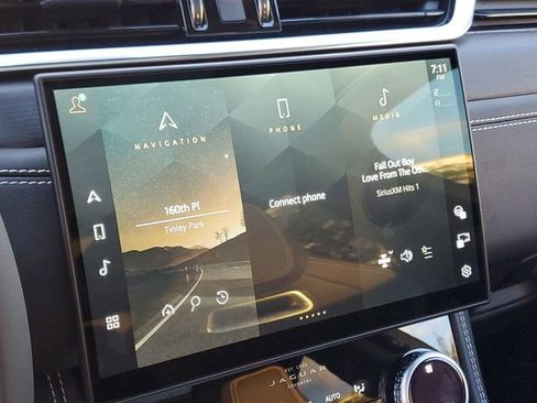 New 2026 Jaguar F-PACE R-Dynamic S AWD/4WD image 32