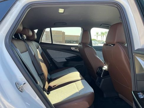 Used 2023 Volkswagen ID.4 Pro RWD image 15