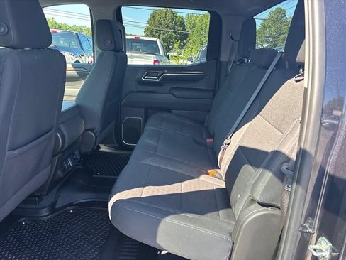 Used 2024 Chevrolet Silverado 1500 LT w/ Protection Package AWD/4WD image 17