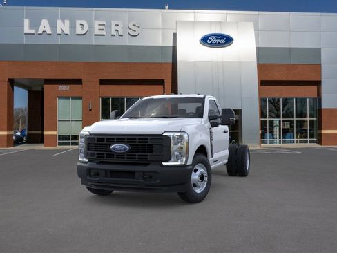 New 2026 Ford F350 XL image 2