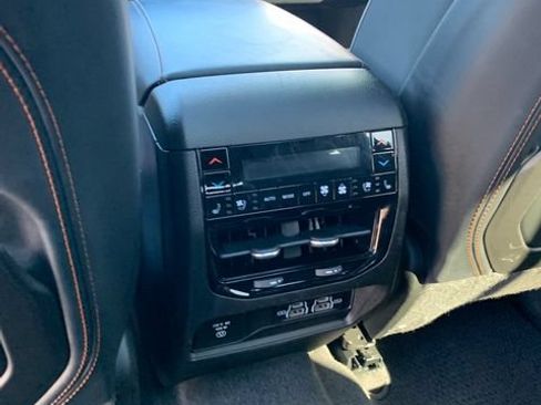 Used 2021 Jeep Grand Cherokee L Summit AWD/4WD image 22