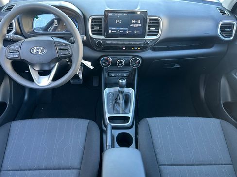 New 2026 Hyundai Venue SE image 13