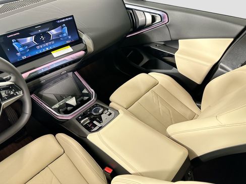 New 2026 BMW X3 xDrive30 w/ Premium Package image 23