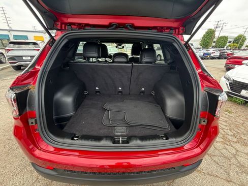 Used 2025 Jeep Compass Limited AWD/4WD image 36