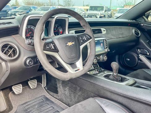 Used 2013 Chevrolet Camaro ZL1 image 10