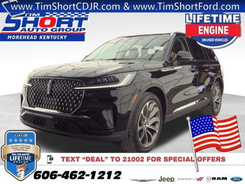Used 2025 Lincoln Aviator AWD image 1
