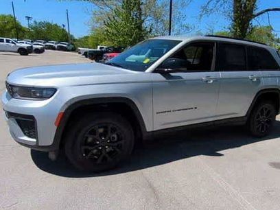 New 2026 Jeep Grand Cherokee Altitude