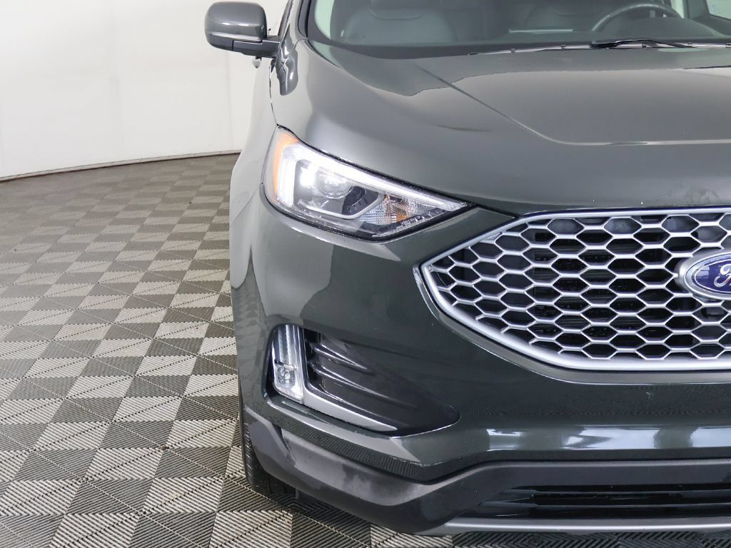 Used 2024 Ford Edge SEL w/ Convenience Package AWD/4WD image 13