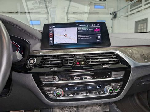 Used 2020 BMW M550i xDrive w/ Executive Package image 34