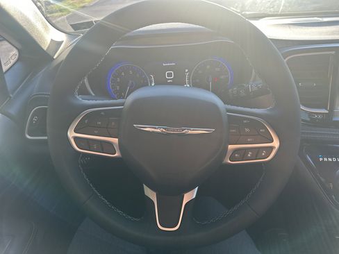 New 2026 Chrysler Pacifica Select image 18