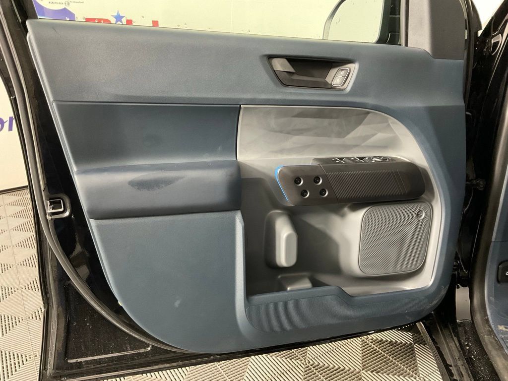 New 2026 Ford Maverick Lobo AWD/4WD image 12
