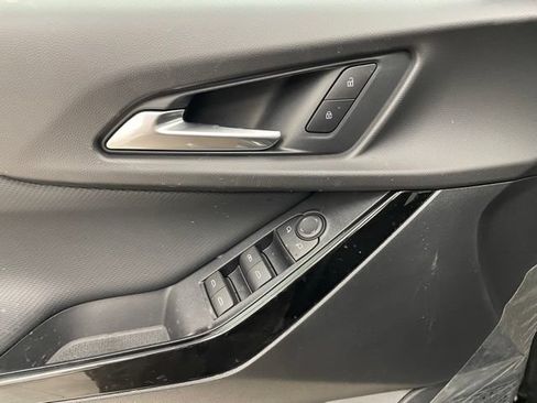 New 2026 Chevrolet Equinox LT w/ Safety and Technology Package AWD/4WD image 9