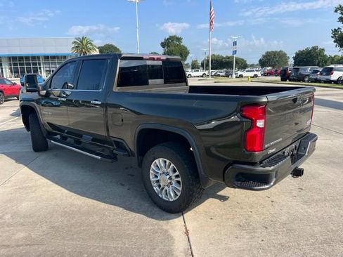 Used 2022 Chevrolet Silverado 2500 High Country w/ Safety Package II AWD/4WD image 5