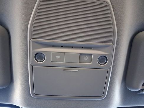 New 2026 Nissan Sentra SV image 7