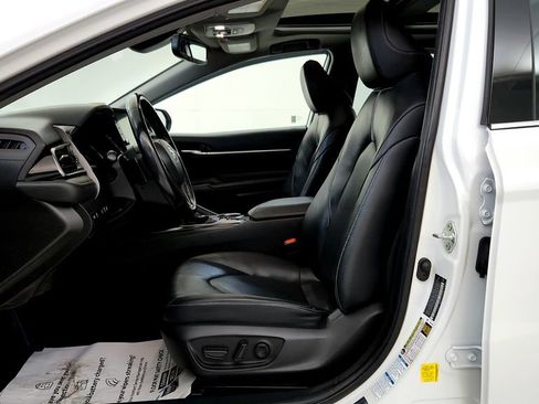 Used 2021 Toyota Camry XSE w/ Carpet Mat Package (TMS) AWD/4WD image 26