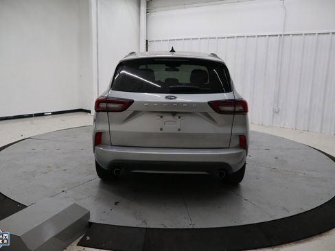 Used 2024 Ford Escape ST-Line w/ Cold Weather Package image 6