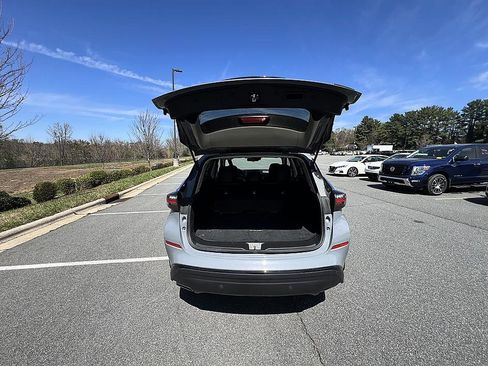 Certified 2024 Nissan Murano SV w/ SV Midnight Edition Package image 27