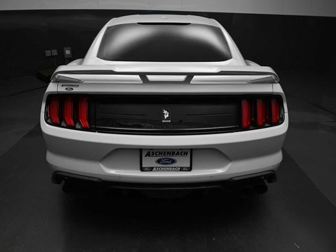 Used 2018 Ford Mustang GT Premium w/ GT Performance Package RWD image 14