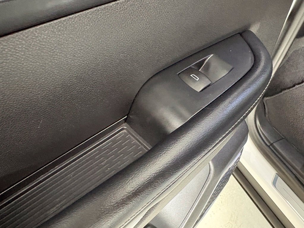 Used 2026 Buick Enclave Preferred FWD image 43