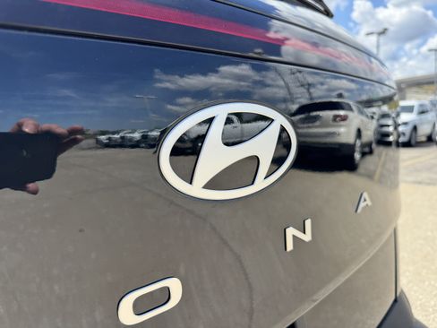 New 2026 Hyundai Kona SE image 10