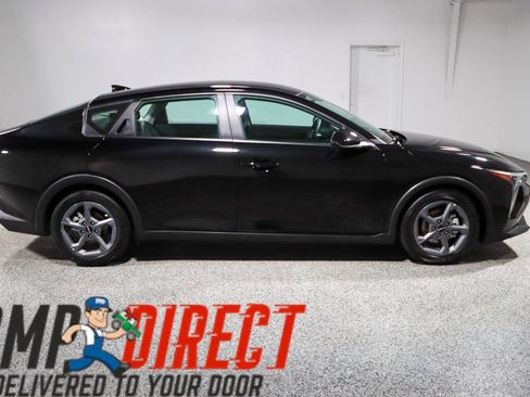 Used 2025 Kia K4 FWD image 6