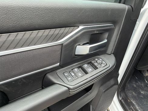 New 2026 RAM 2500 Big Horn AWD/4WD image 19