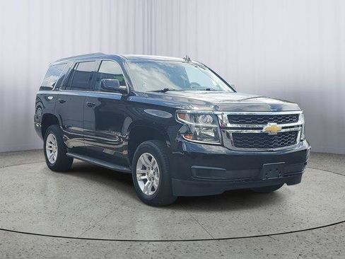 Used 2015 Chevrolet Tahoe LT RWD image 1