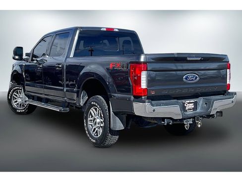 Used 2018 Ford F250 Lariat w/ FX4 Off-Road Package image 3
