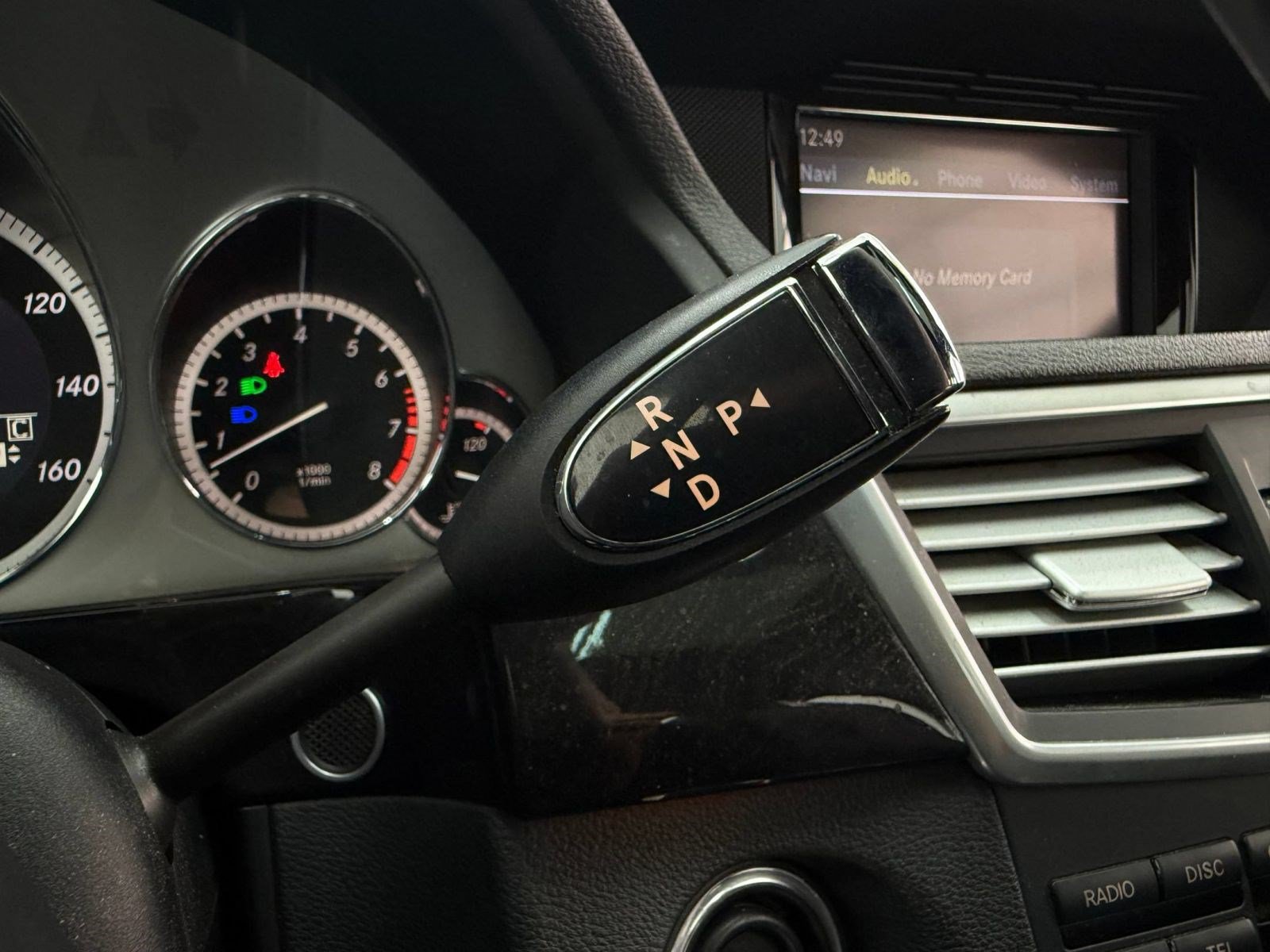Used 2010 Mercedes-Benz E 350 Sedan image 15