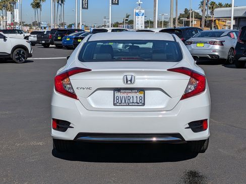 Used 2020 Honda Civic LX image 9