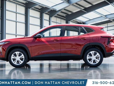 New 2026 Chevrolet Trax LS FWD image 3