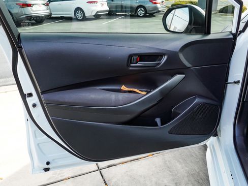 Used 2024 Toyota Corolla LE image 19