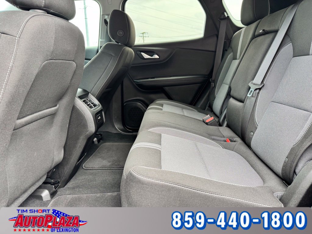 Used 2025 Chevrolet Blazer LT AWD/4WD image 40
