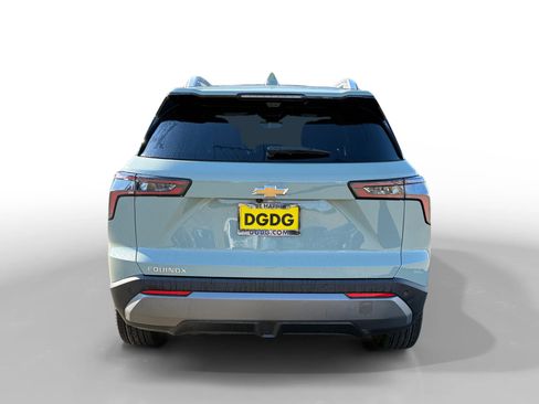 New 2026 Chevrolet Equinox LT w/ Convenience Package II image 4