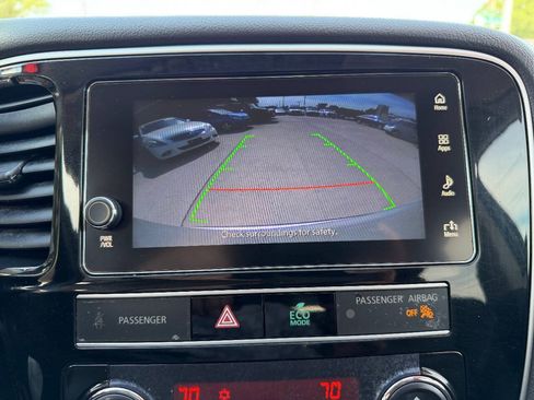 Used 2019 Mitsubishi Outlander SE FWD image 22