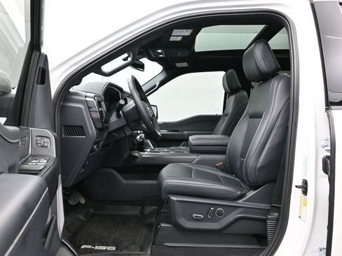 Used 2025 Ford F150 Lariat w/ Equipment Group 502A High AWD/4WD image 9