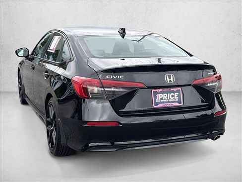 Used 2023 Honda Civic Sport image 7