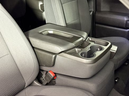 Used 2021 Chevrolet Silverado 1500 Custom Trail Boss image 32