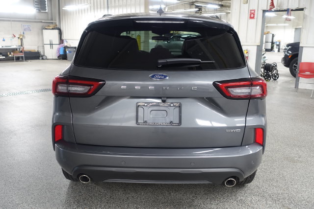 Used 2024 Ford Escape ST-Line Select w/ Tech Pack #2 AWD/4WD image 6