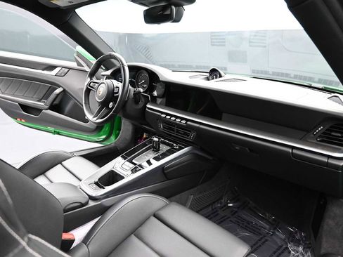 Certified 2023 Porsche 911 Carrera 4S w/ Sport Package AWD/4WD image 18