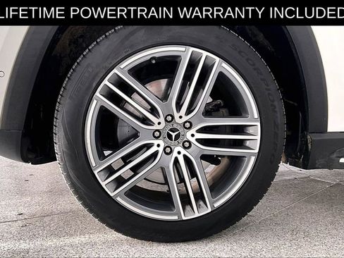Used 2025 Mercedes-Benz GLS 450 4MATIC image 12