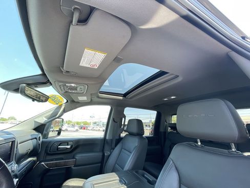 Used 2020 GMC Sierra 3500 Denali w/ Denali Ultimate Package AWD/4WD image 18