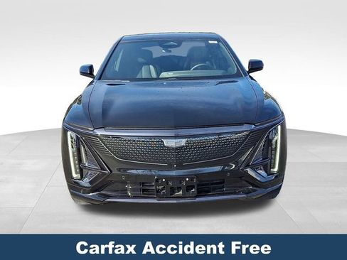 Used 2025 Cadillac Lyriq Sport image 2