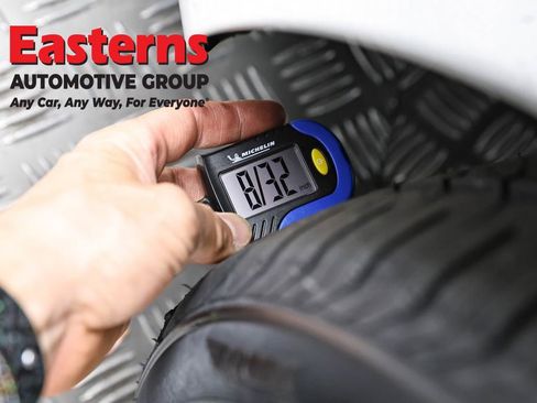 Used 2018 Tesla Model 3 Long Range image 20